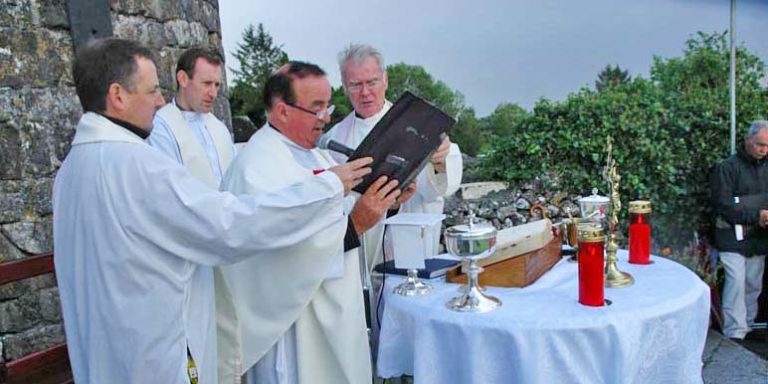Blessing of new Altar at Kilbannon – Heart of Tuam Archdiocese